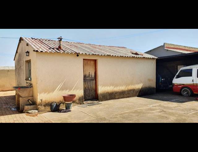 0 BEDROOM HOUSE FOR SALE IN TLADI
